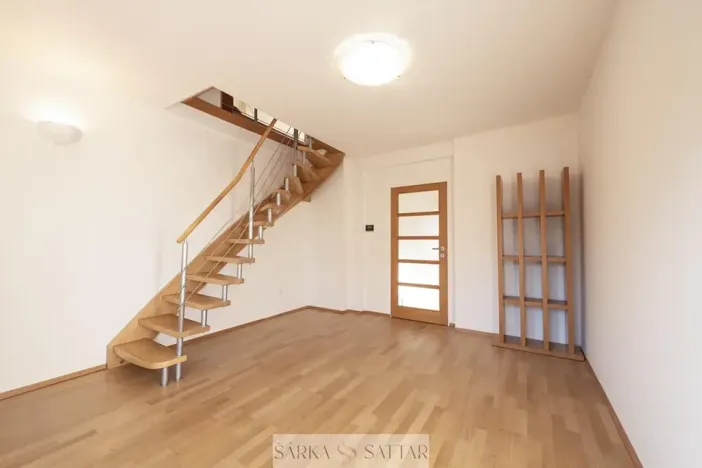 Pronájem bytu 3+kk, Praha - Smíchov, U Malvazinky, 83 m2