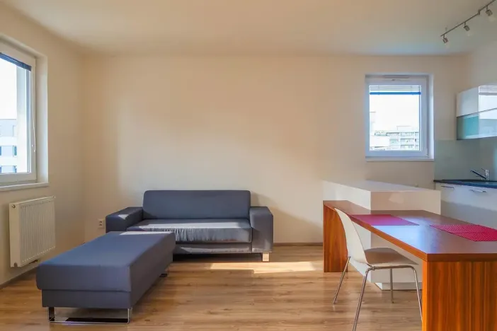 Pronájem bytu 2+kk, Praha - Háje, Loosova, 69 m2