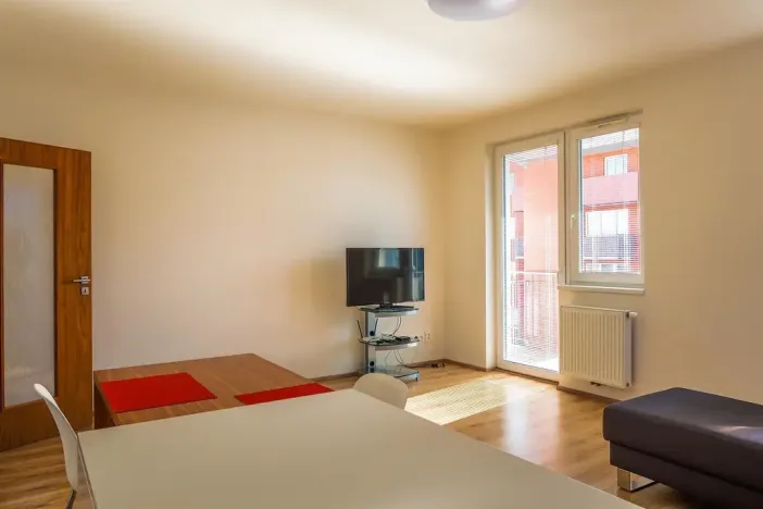 Pronájem bytu 2+kk, Praha - Háje, Loosova, 69 m2