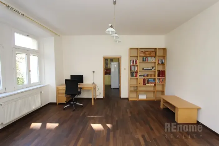 Pronájem bytu 2+1, Praha - Žižkov, Lupáčova, 67 m2