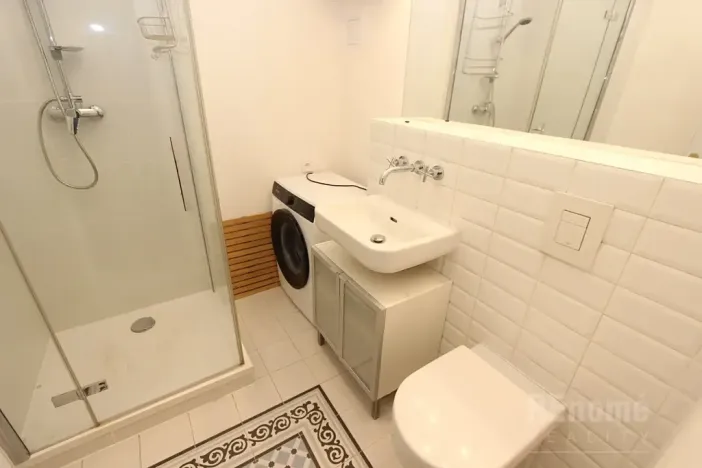 Pronájem bytu 2+1, Praha - Žižkov, Lupáčova, 67 m2