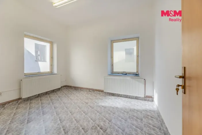 Prodej obchodního prostoru, Bruntál, nám. Míru, 550 m2