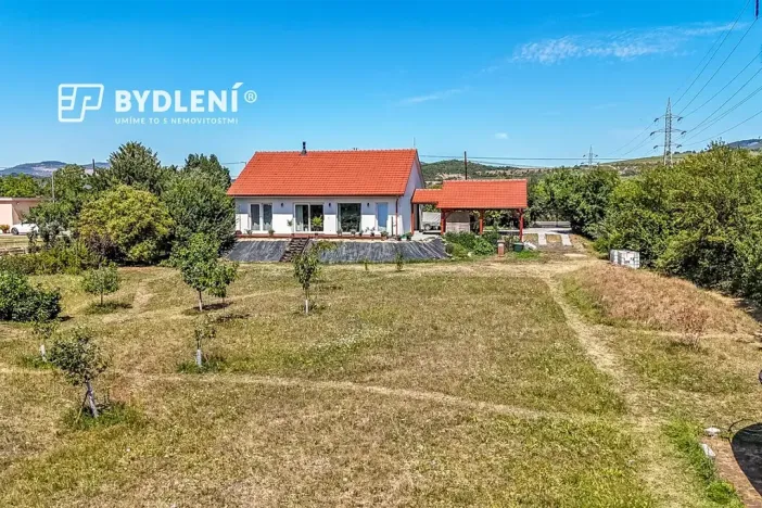 Prodej rodinného domu, Píšťany, 112 m2