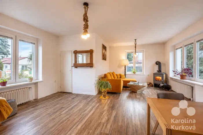 Pronájem rodinného domu, 165 m², K Přívozu, Káraný