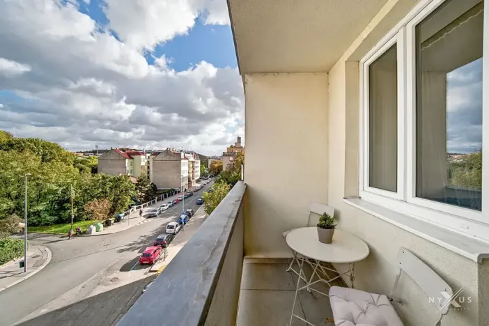 Pronájem bytu 2+1, Praha - Vršovice, Petrohradská, 59 m2