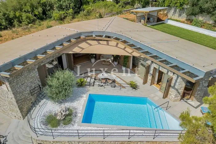 Prodej vily, Makarska, Chorvatsko, 208 m2