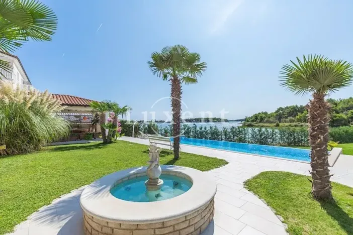 Prodej ubytování, Pula, Chorvatsko, 550 m2